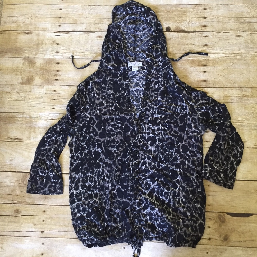 Cotton On button top